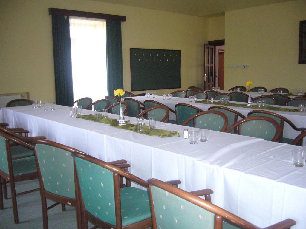Penzion Senk Pardubice Luaran gambar